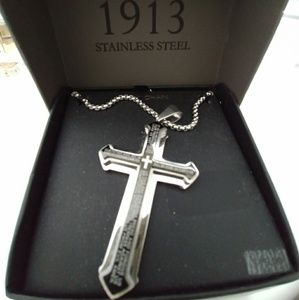 NWT 1913 Stainless Steel necklace